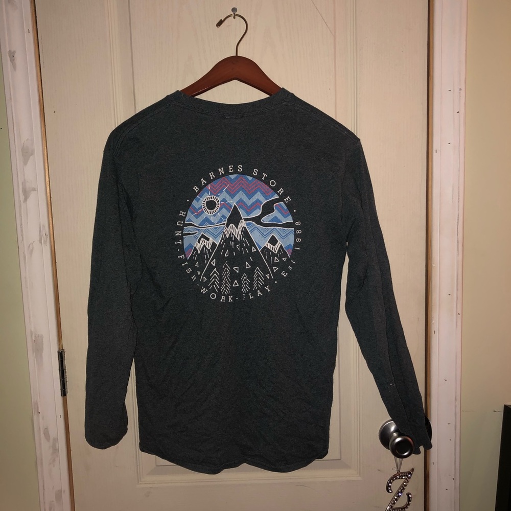 Barnes Store Longsleeve Tee